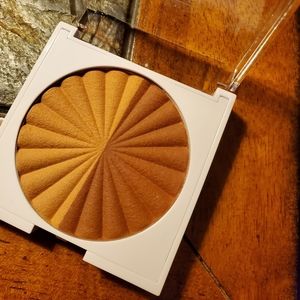 OFRA BRONZER - SOUTH BEACH Reg $35